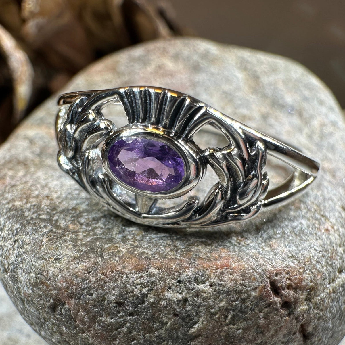 Sassenach Thistle Ring Ring La Vie Bien Sassenach Thistle Ring