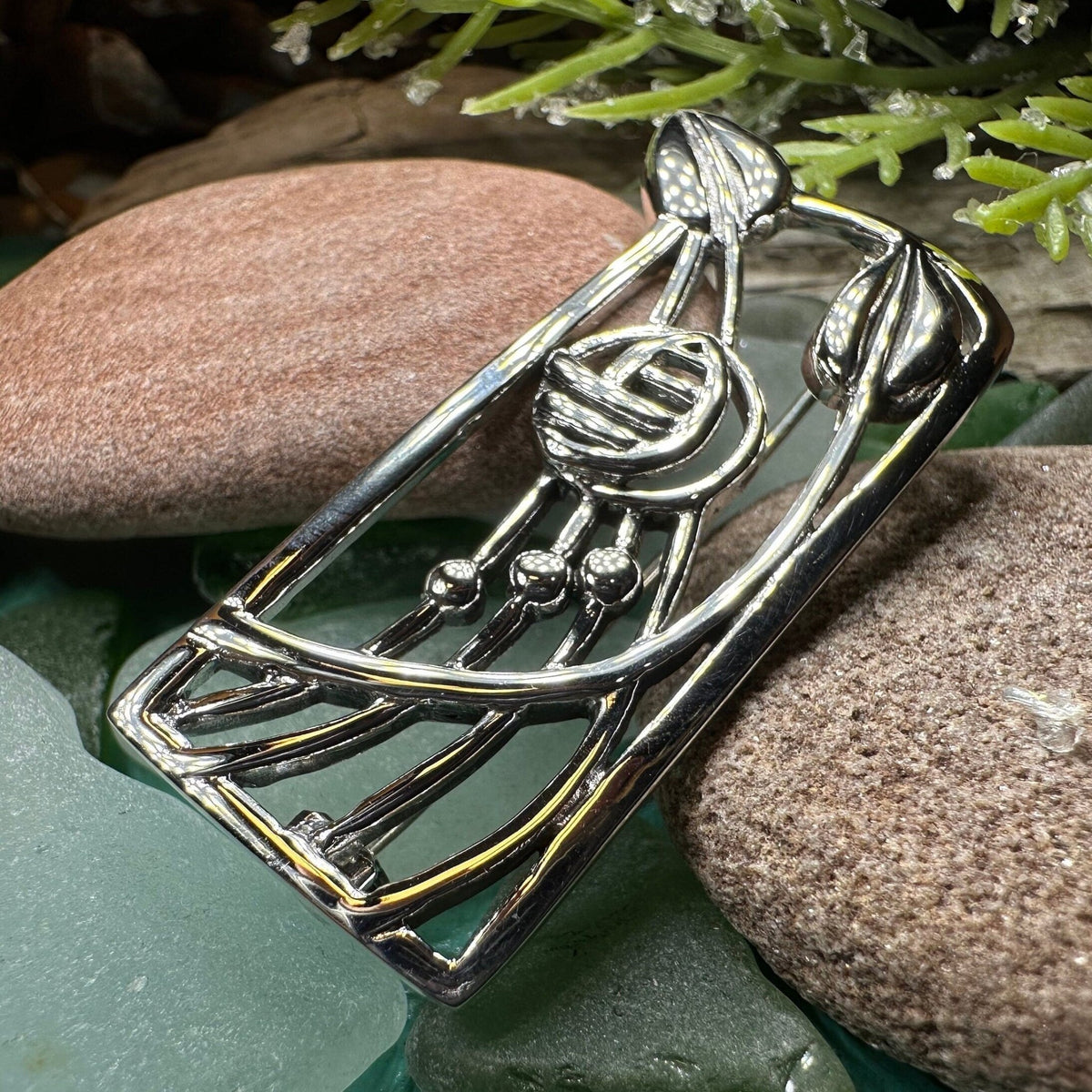Scottish Mackintosh Roses Brooch in Sterling Silver Brooch La Vie Bien Scottish Mackintosh Roses Brooch in Sterling Silver