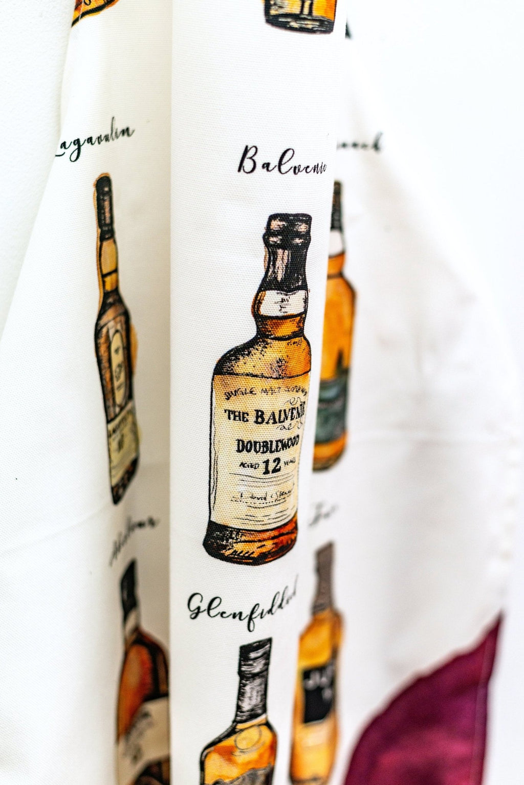 Scottish Whisky Lover Apron Gifts La Vie Bien Scottish Whisky Lover Apron