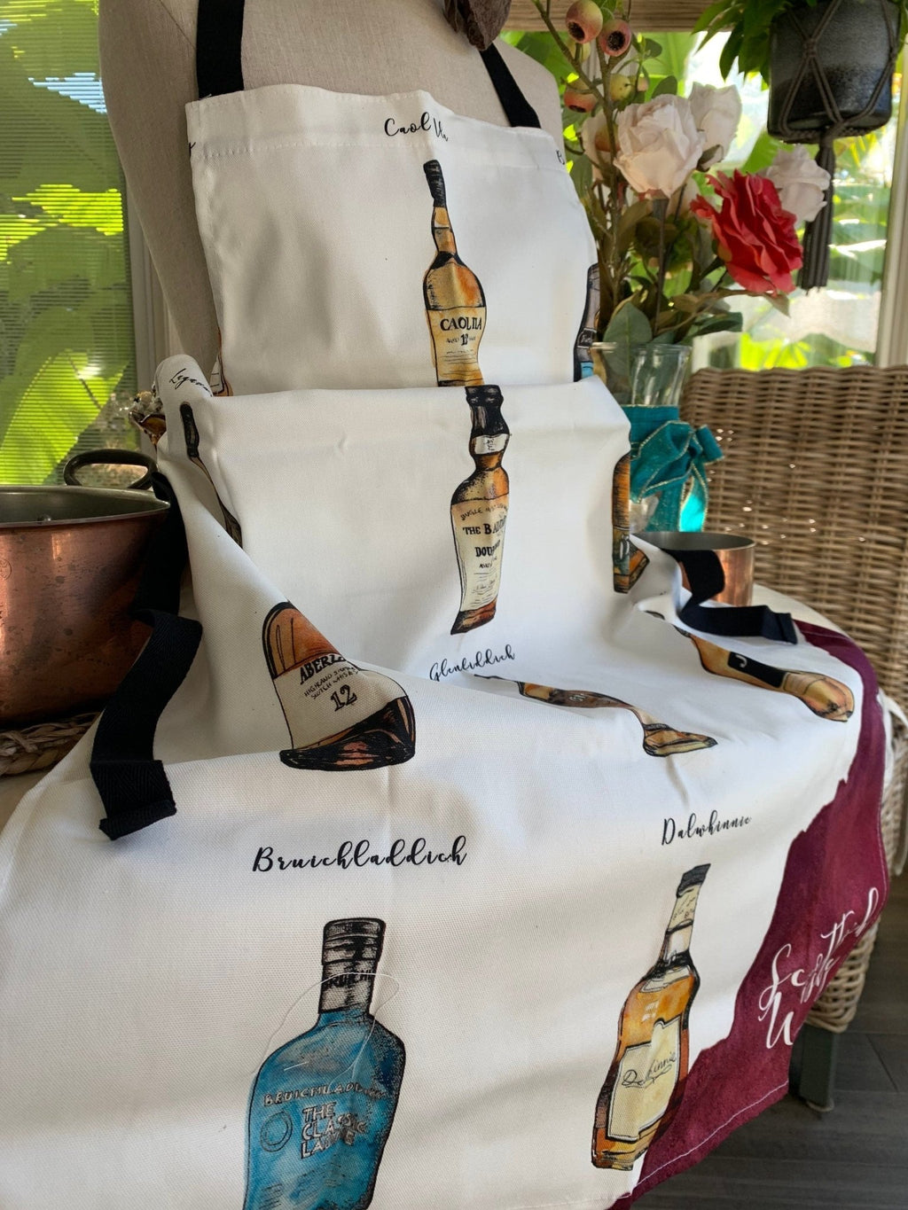Scottish Whisky Lover Apron Gifts La Vie Bien Scottish Whisky Lover Apron