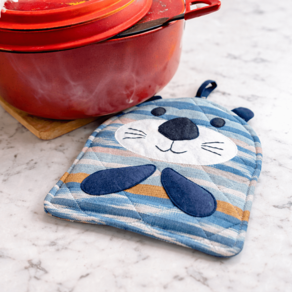 Sea Otter Pot Holder and Trivet Kitchen - Linens La Vie Bien Sea Otter Pot Holder and Trivet