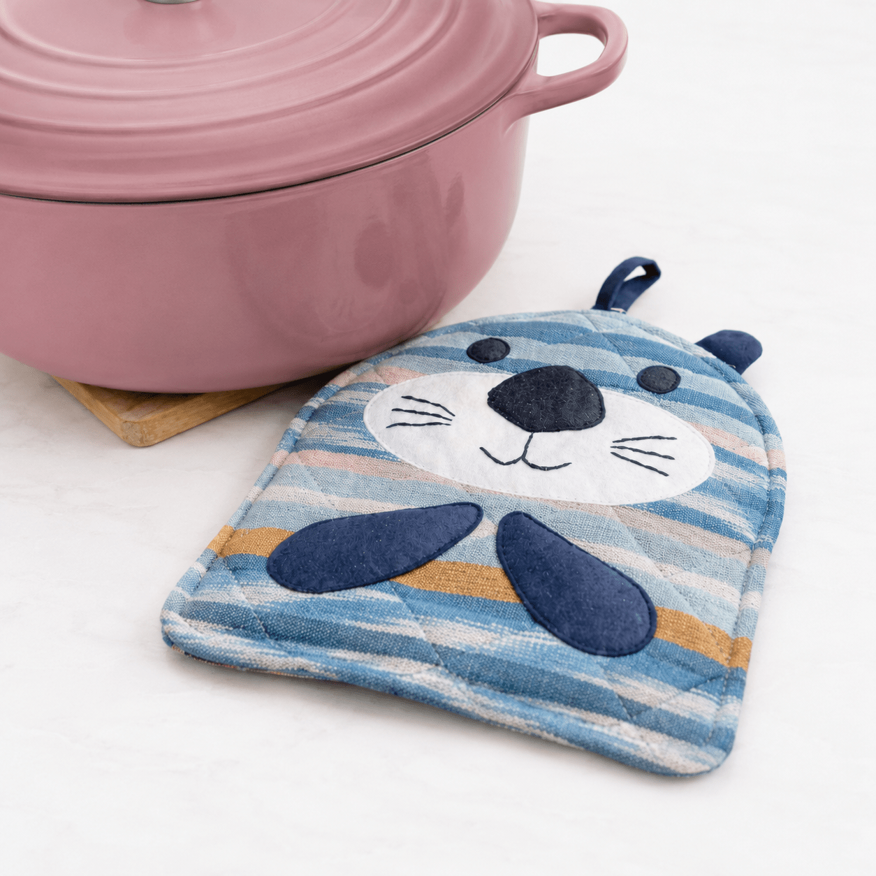 Sea Otter Pot Holder and Trivet Kitchen-Linens La Vie Bien Sea Otter Pot Holder and Trivet
