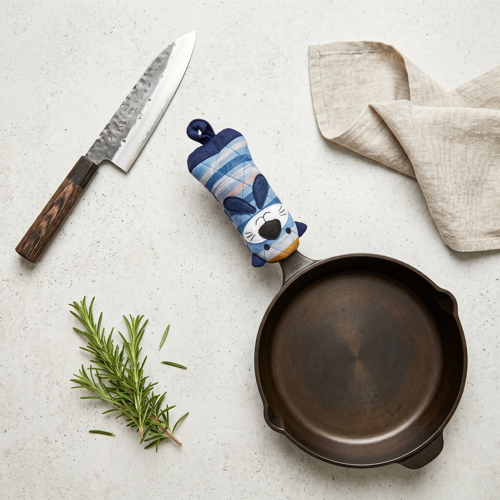 Sea Otter Skillet Handle Holder Kitchen-Linens La Vie Bien Sea Otter Skillet Handle Holder