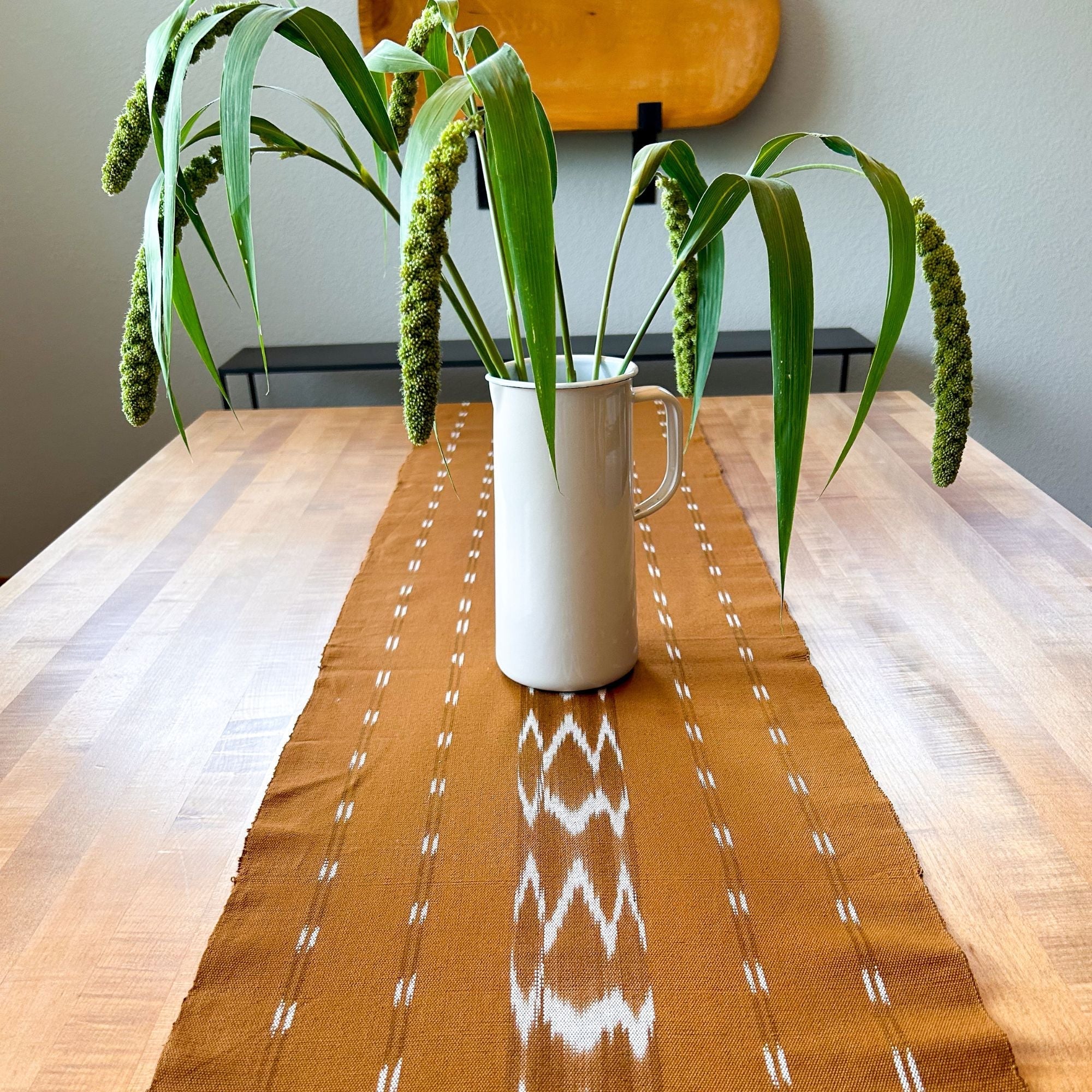 Serpentine Ikat Woven Table Runner - Cinnamon Siggy La Vie Bien Serpentine Ikat Woven Table Runner - Cinnamon