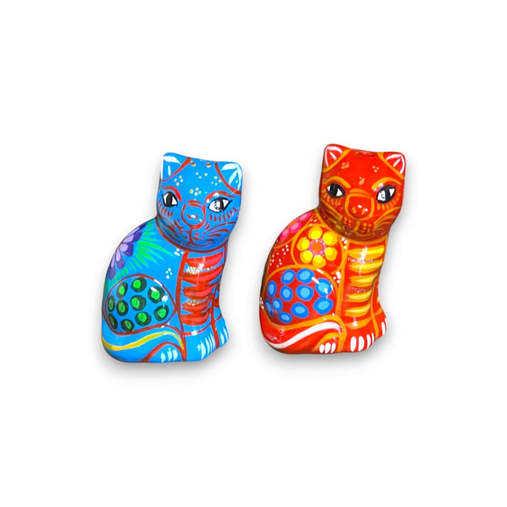 Set of 2 Talavera Cat Salt and Pepper Shakers | Hand-Painted Ceramic Guerrero Salt Shakers La Vie Bien Set of 2 Talavera Cat Salt and Pepper Shakers | Hand-Painted Ceramic