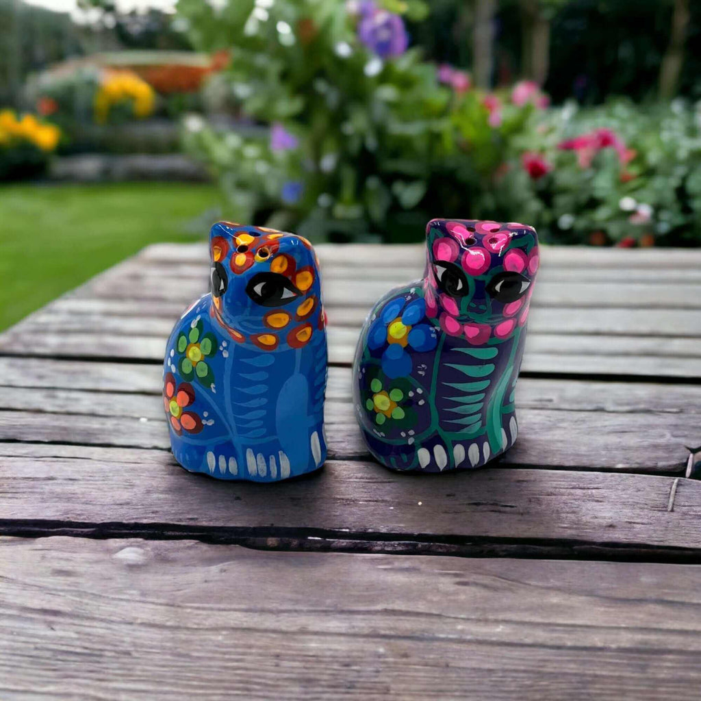 Set of 2 Talavera Cat Salt and Pepper Shakers | Hand-Painted Ceramic Guerrero Salt Shakers La Vie Bien Set of 2 Talavera Cat Salt and Pepper Shakers | Hand-Painted Ceramic