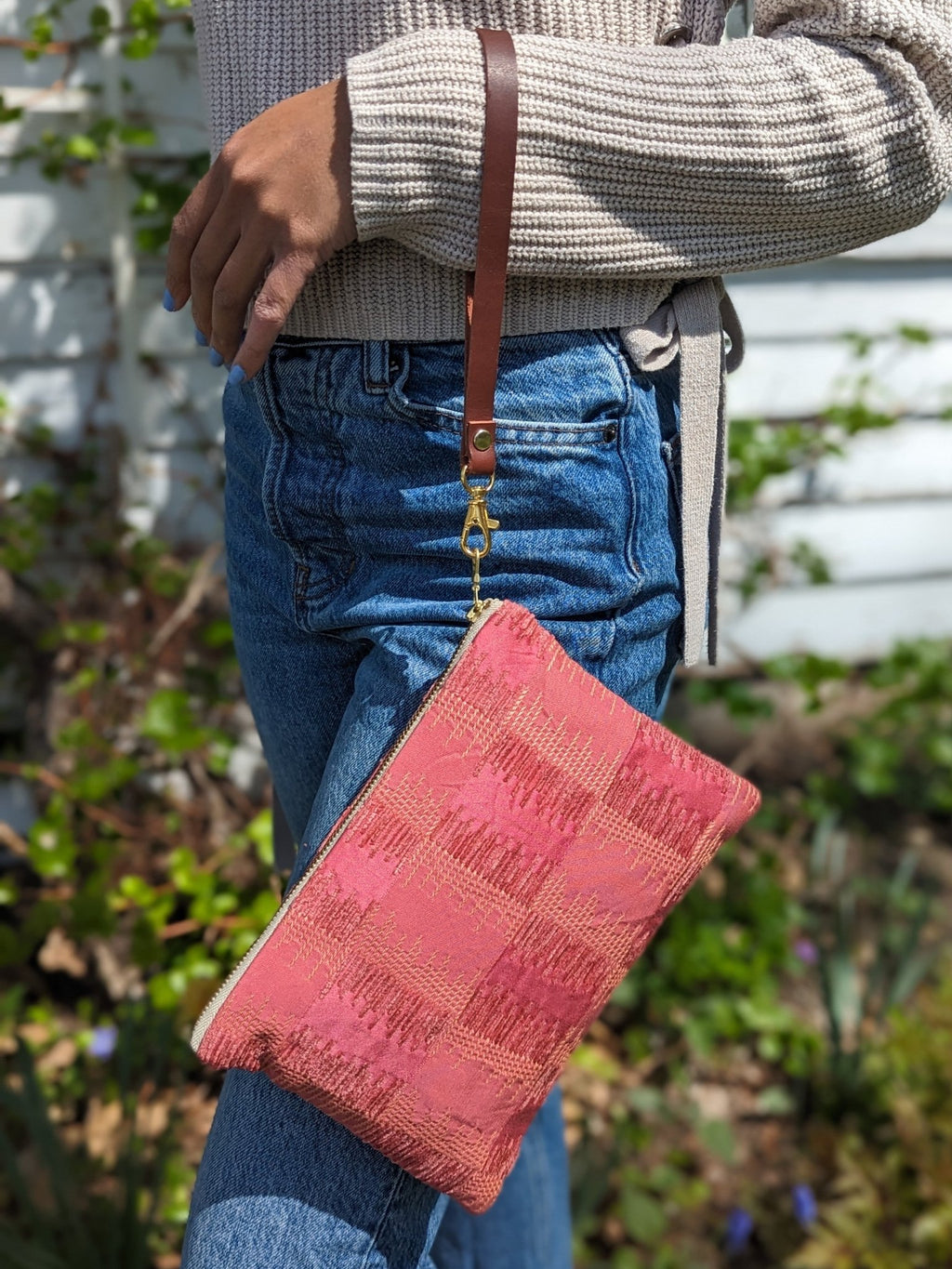 Shades of Apricot Wristlet Purse La Vie Bien Shades of Apricot Wristlet Purse