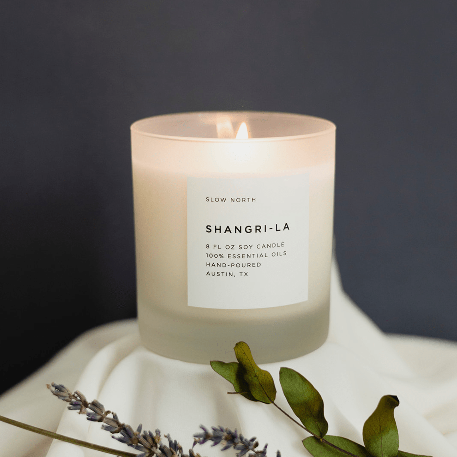 Shangri - La - Signature Candle (Eucalyptus + Lavender + Lemongrass) Frosted Candles La Vie Bien Shangri - La - Signature Candle (Eucalyptus + Lavender + Lemongrass)