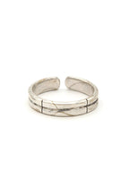 Silver Band Adjustable Ring