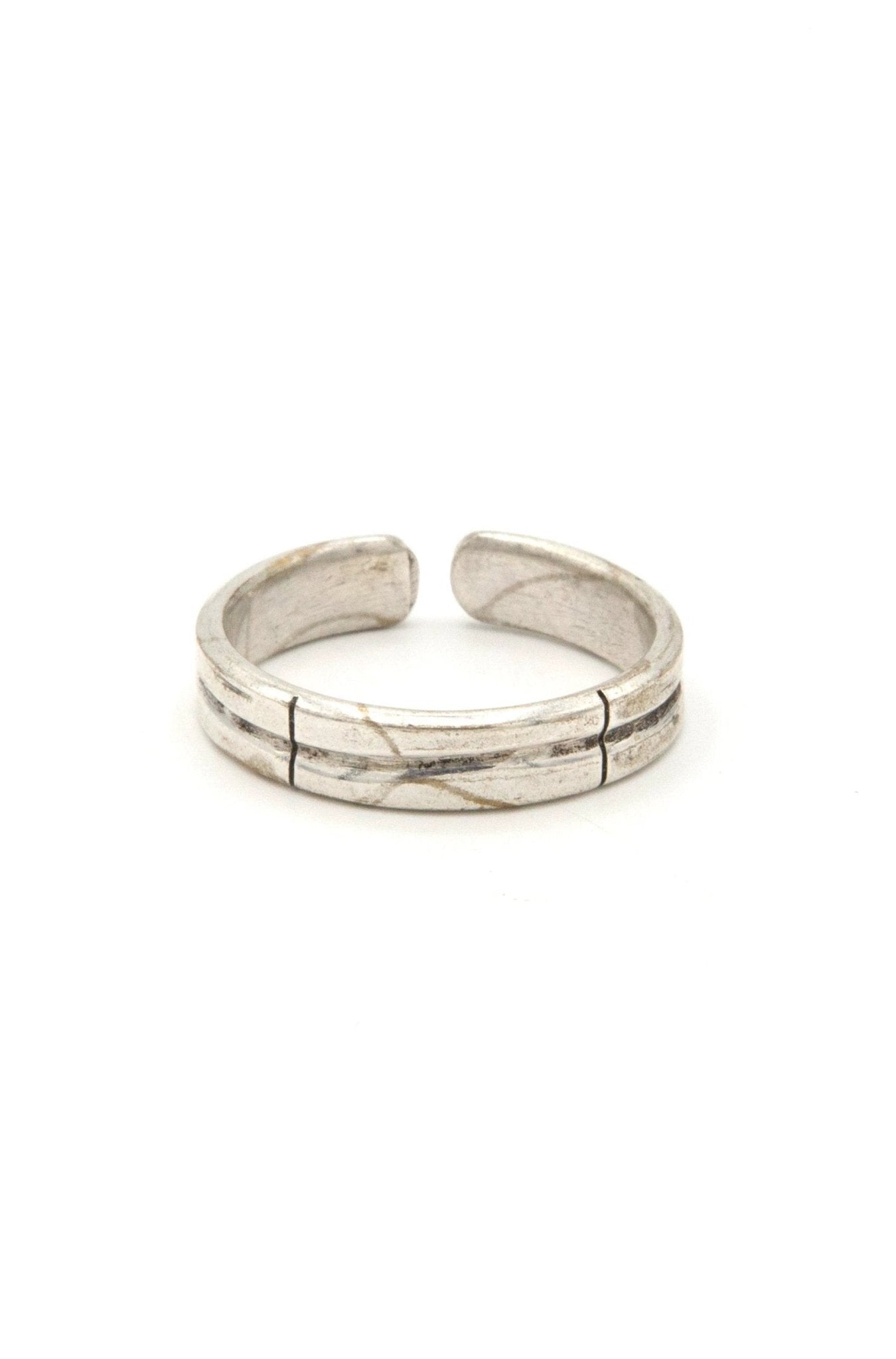 Silver Band Adjustable Ring