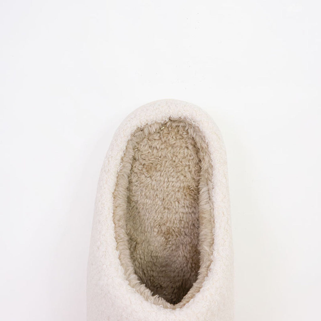 [Sizes 7 - 8 Remaining] Rainbow Plush Cozy Women's Slippers | Giftable Slip - On Mules House Shoes