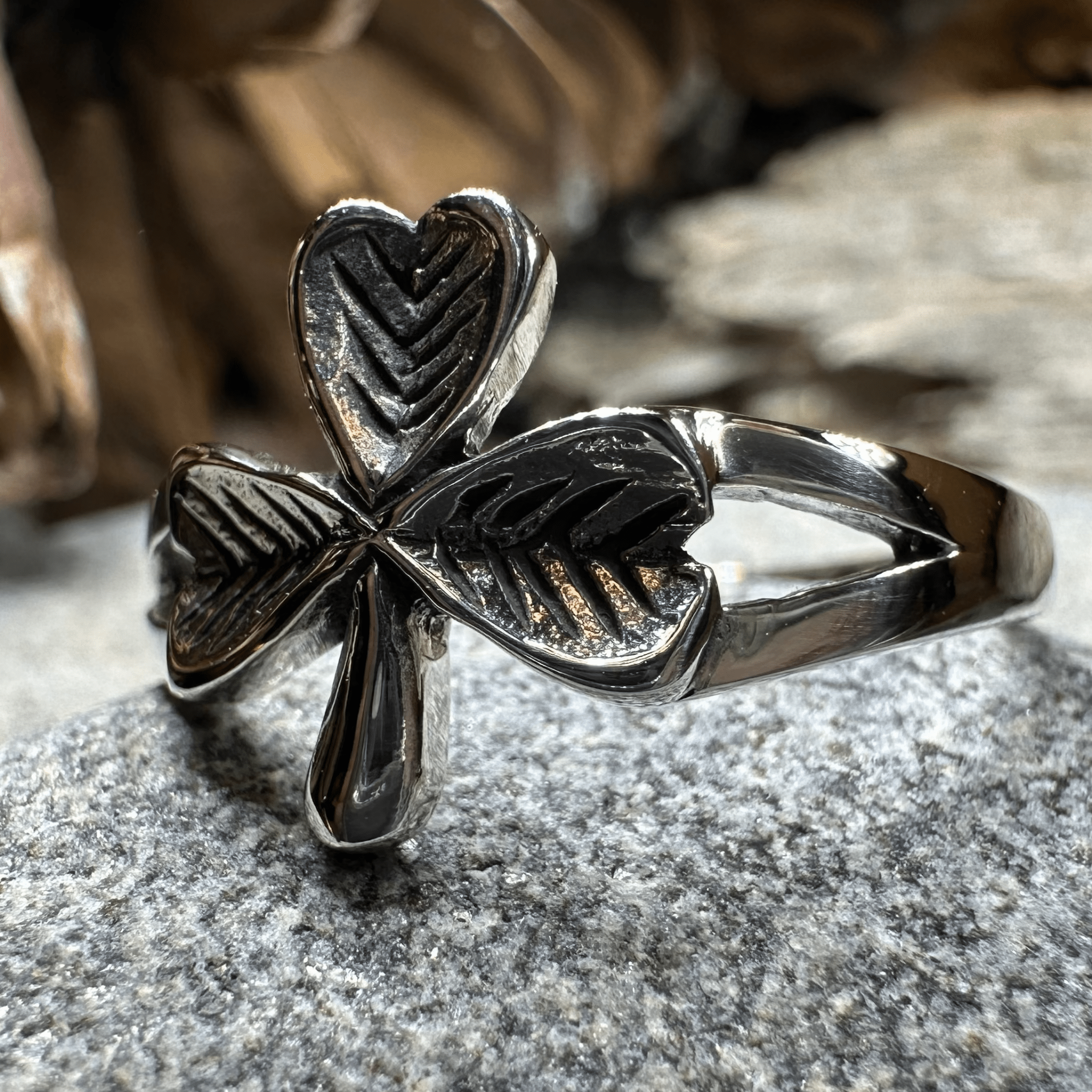 Sláinte Shamrock Celtic Ring Ring La Vie Bien Sláinte Shamrock Celtic Ring