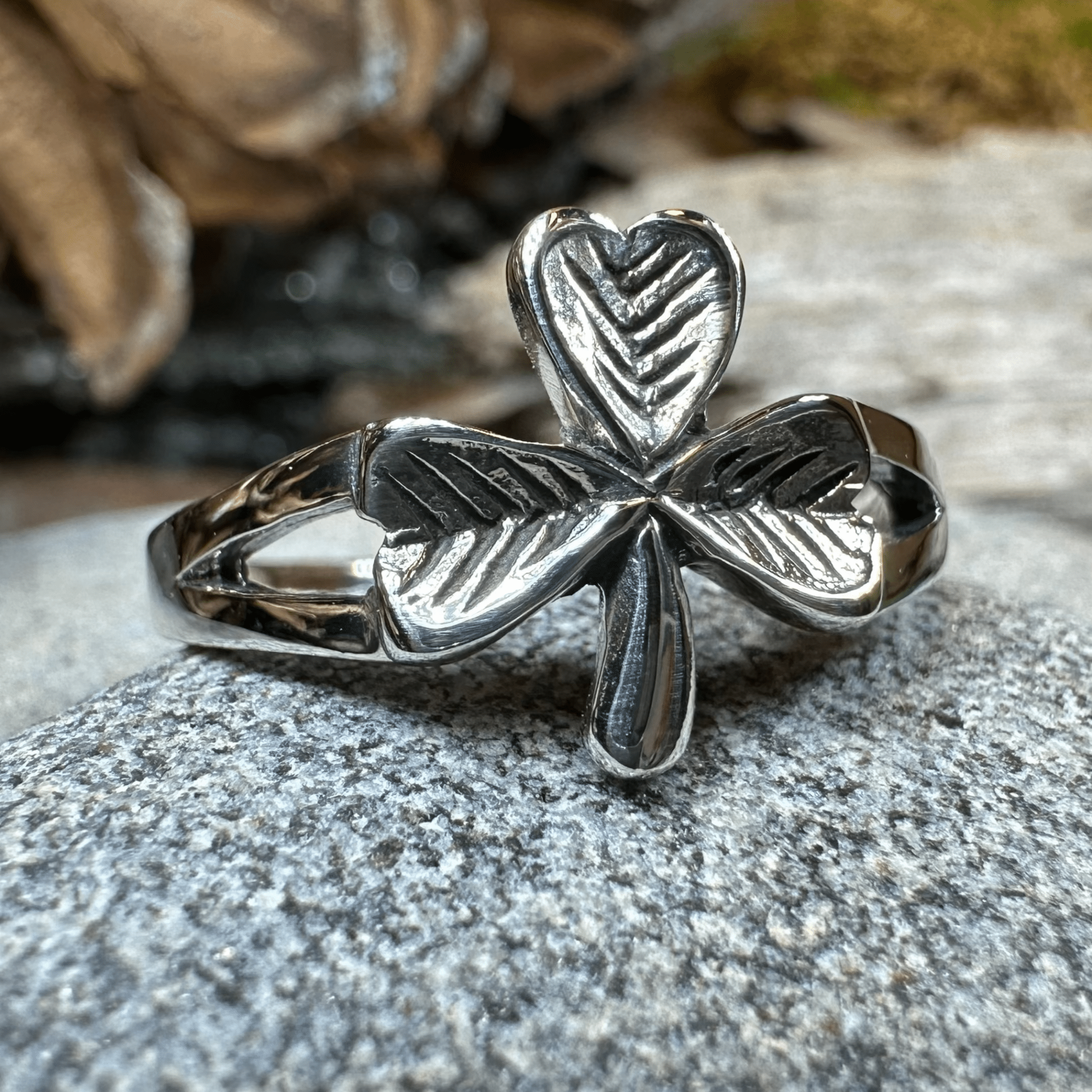 Sláinte Shamrock Celtic Ring Ring La Vie Bien Sláinte Shamrock Celtic Ring