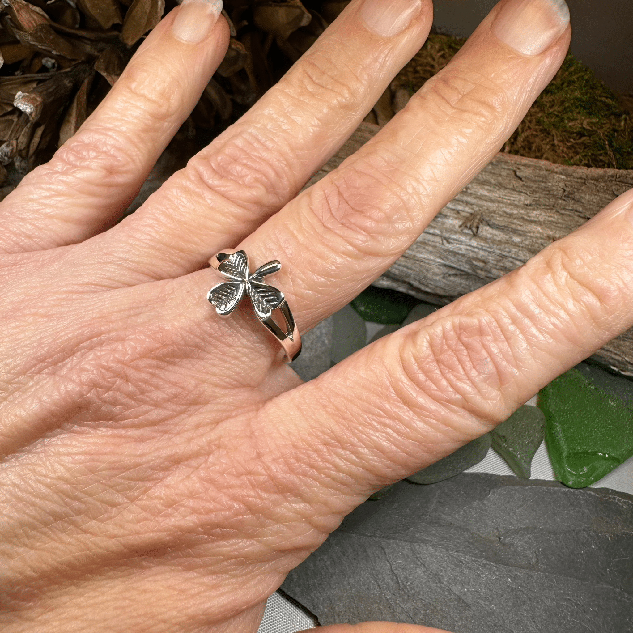 Sláinte Shamrock Celtic Ring Ring La Vie Bien Sláinte Shamrock Celtic Ring