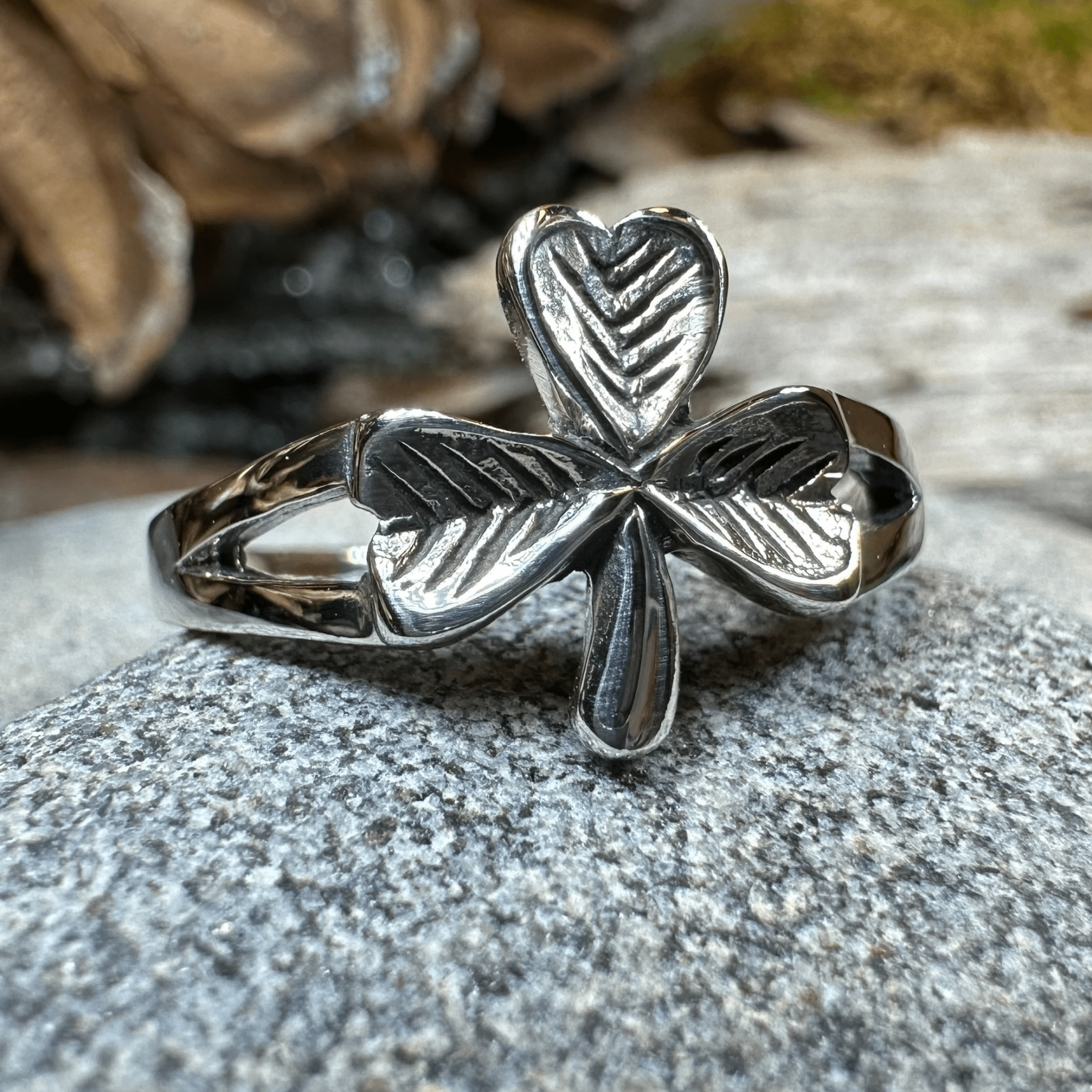 Sláinte Shamrock Celtic Ring Ring La Vie Bien Sláinte Shamrock Celtic Ring