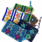 Small Flowers Beaded Coin Purse - Guatemala Bags La Vie Bien Small Flowers Beaded Coin Purse - Guatemala