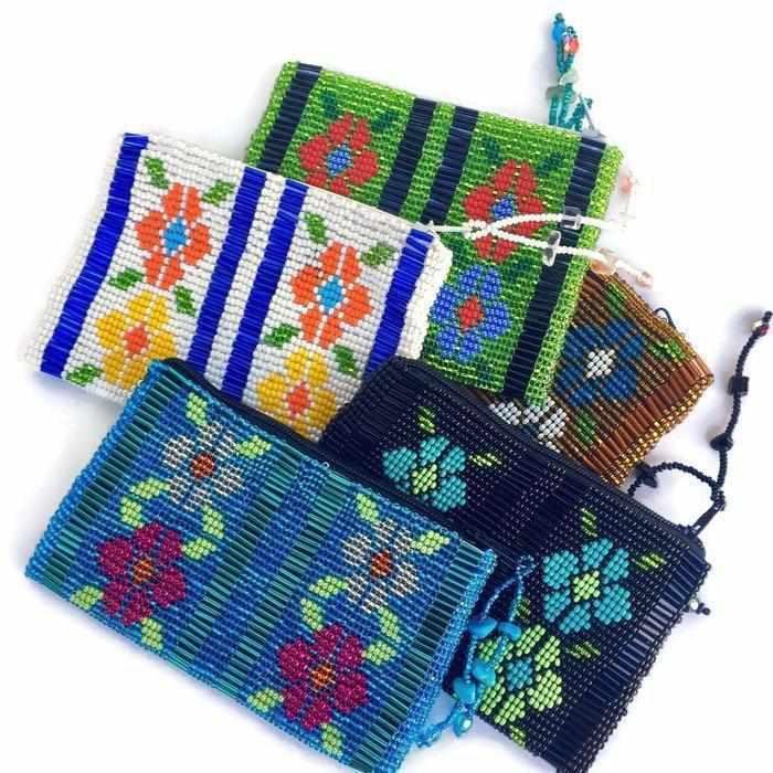 Small Flowers Beaded Coin Purse - Guatemala Bags La Vie Bien Small Flowers Beaded Coin Purse - Guatemala