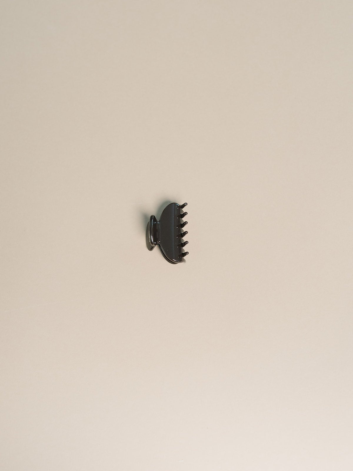 Small Hair Claw - Ganache
