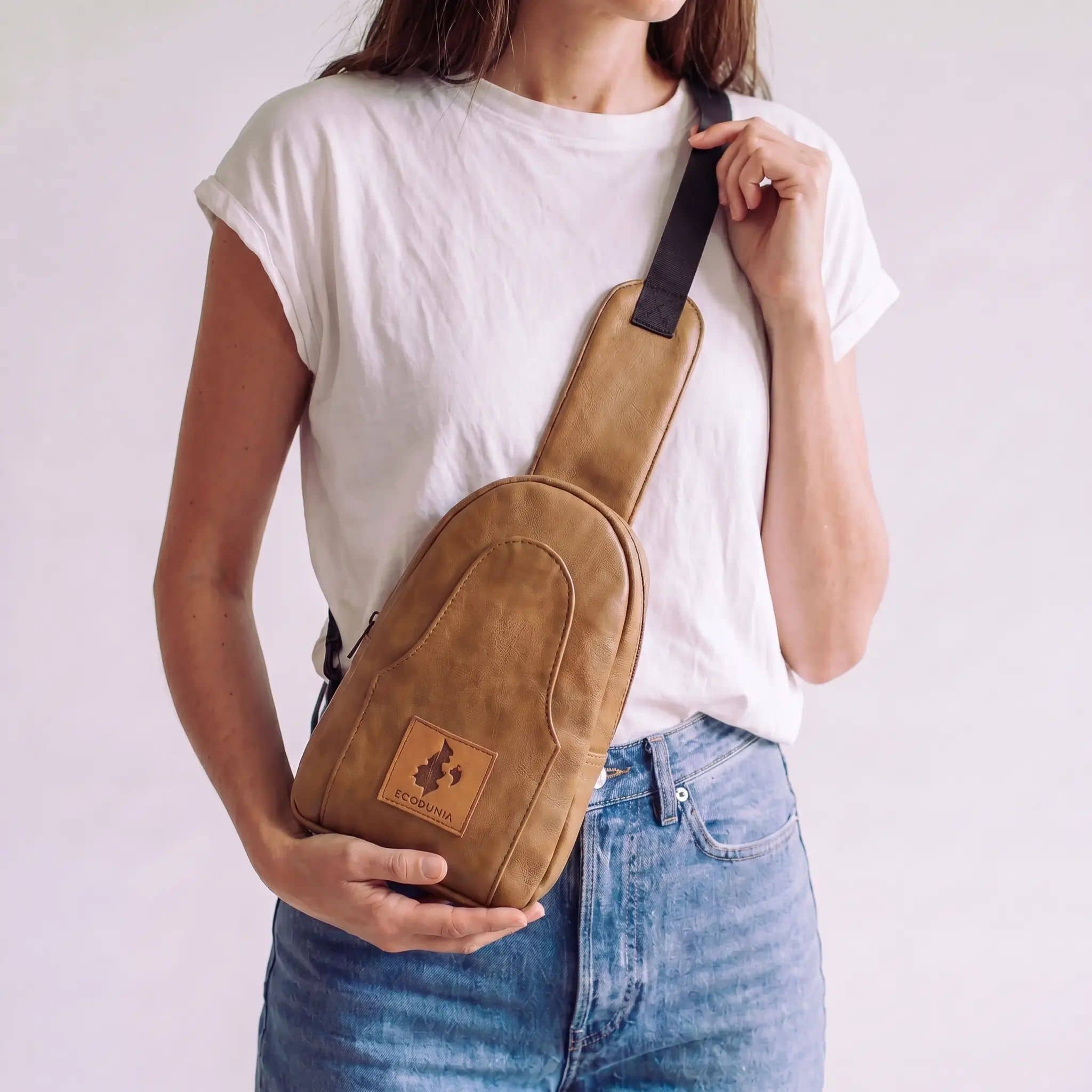 Small Vegan Leather Sling Bag - Crossbody | Buru Sling Bags La Vie Bien Small Vegan Leather Sling Bag - Crossbody | Buru