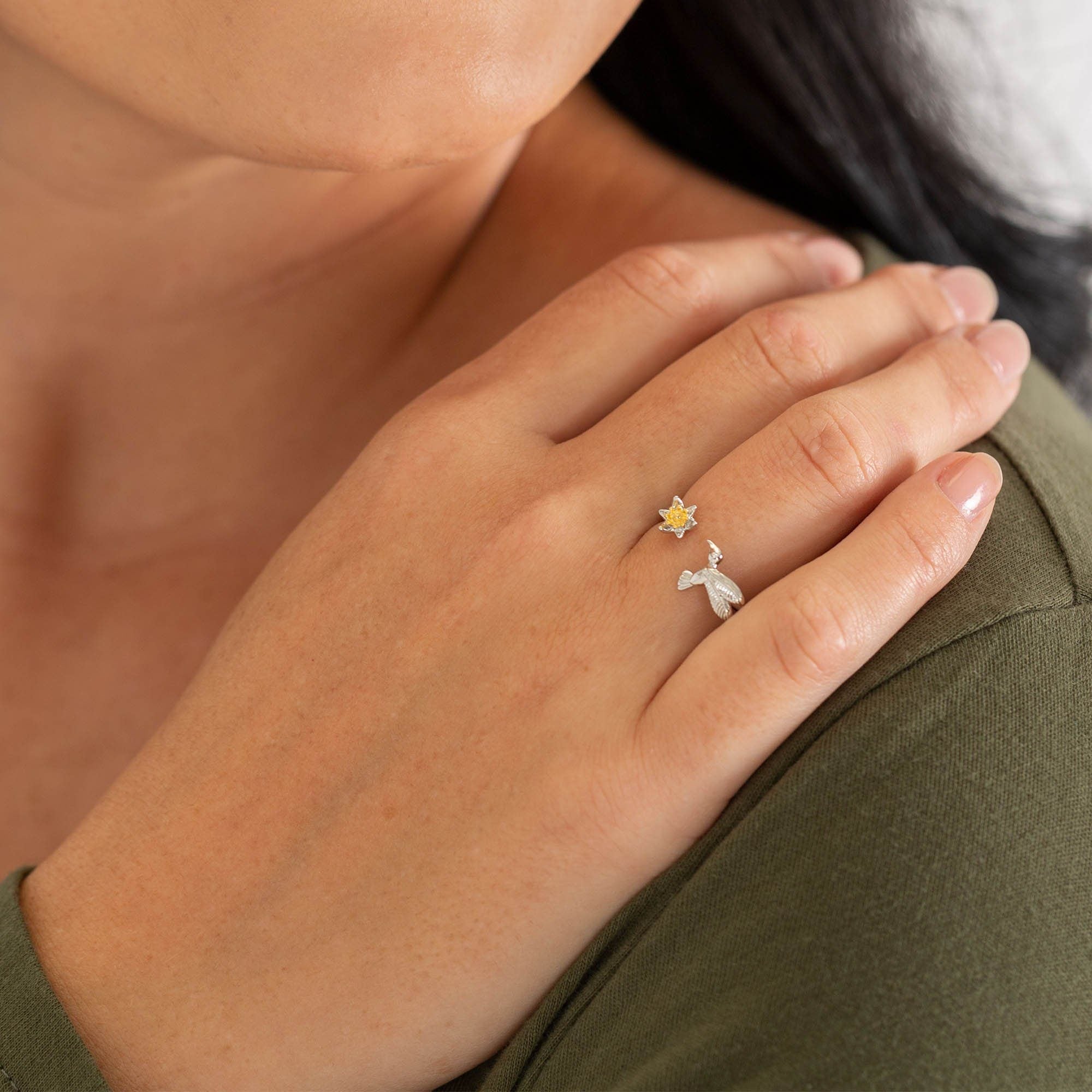 Smell the Flowers Hummingbird Adjustable Ring Rings - Fashion La Vie Bien Smell the Flowers Hummingbird Adjustable Ring