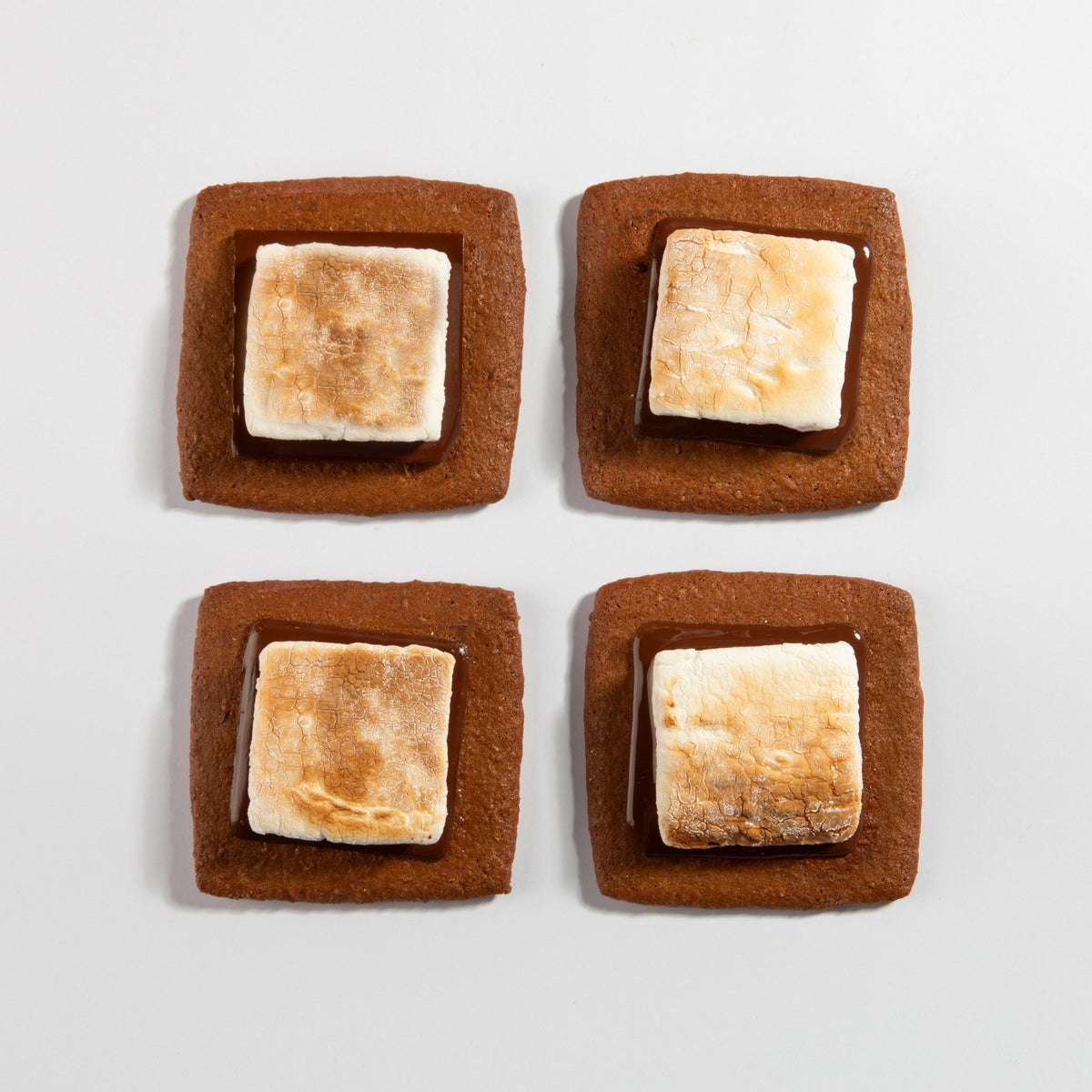 S'mores Collection: 65% Bittersweet Chocolate La Vie Bien S'mores Collection: 65% Bittersweet Chocolate