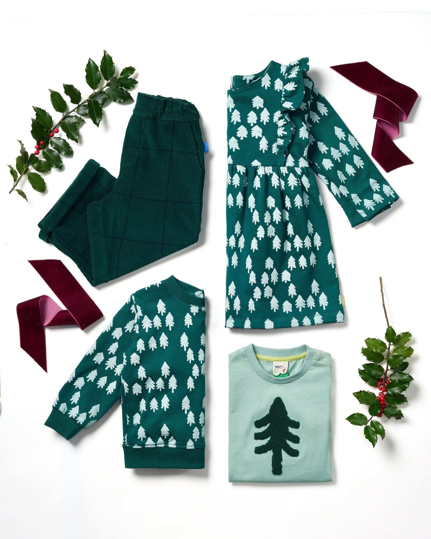 Snowy Pine T-Shirt Shirts/Tops La Vie Bien Snowy Pine T-Shirt
