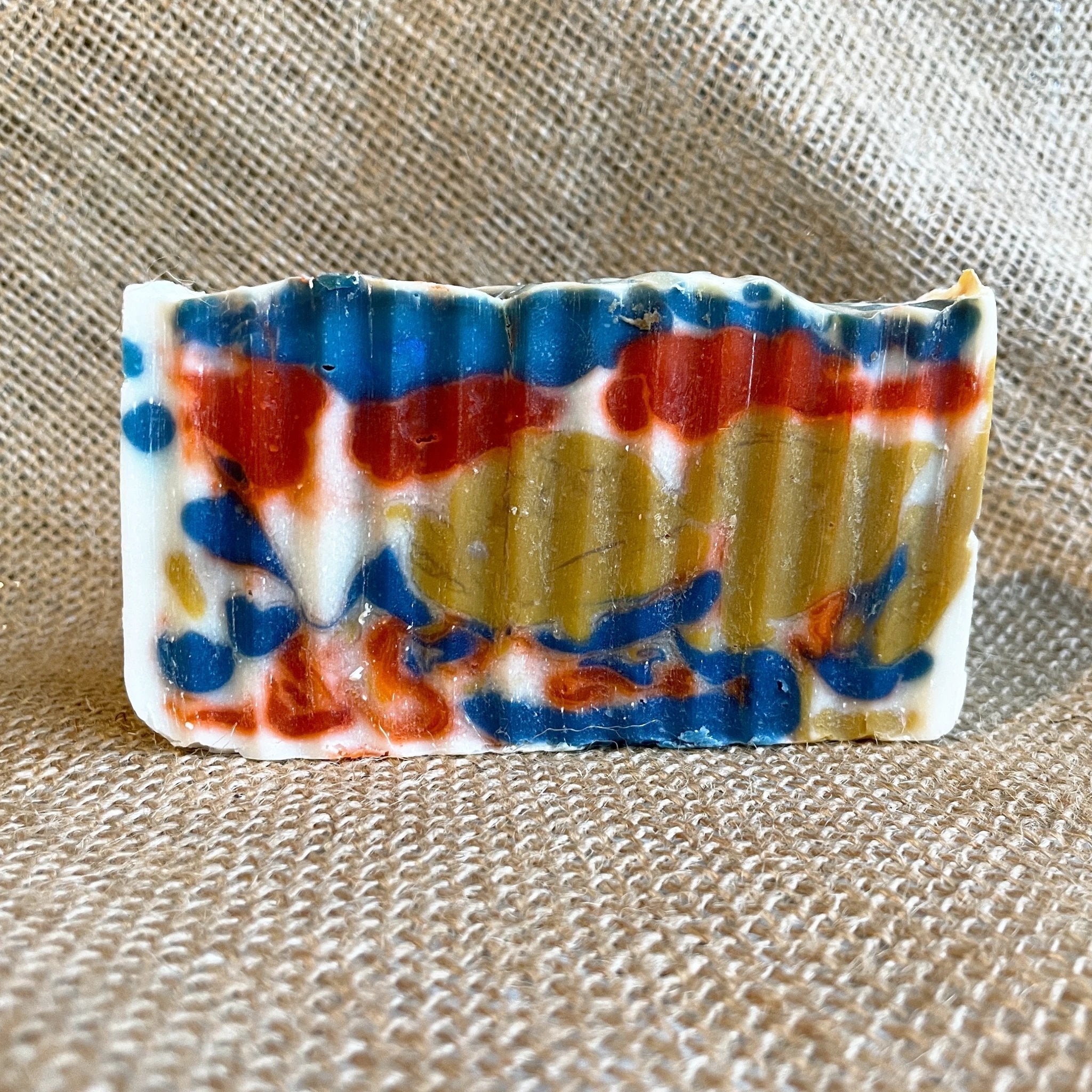 Soap - Love (Black Current & Jasmine) by Creme de la Crop