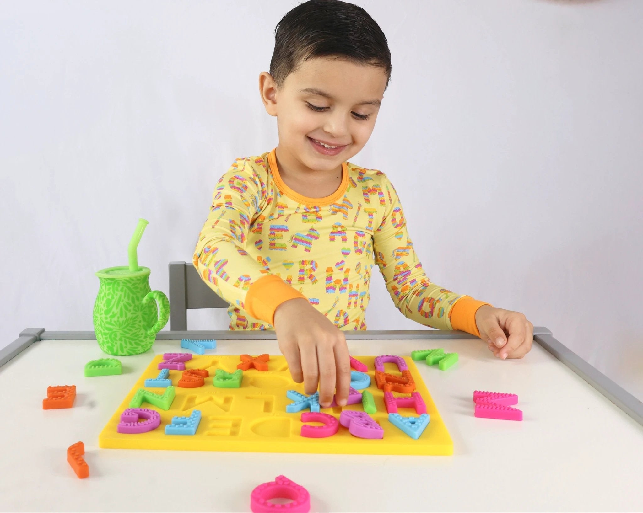 Spanish Alphabet Puzzle La Vie Bien Spanish Alphabet Puzzle