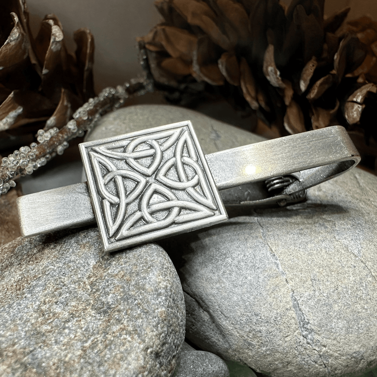 Square Celtic Trinity Knot Tie Bar for Men Tie Bar La Vie Bien Square Celtic Trinity Knot Tie Bar for Men