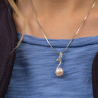 Sterling Swirl Pearl Necklace Necklaces - Fine La Vie Bien Sterling Swirl Pearl Necklace