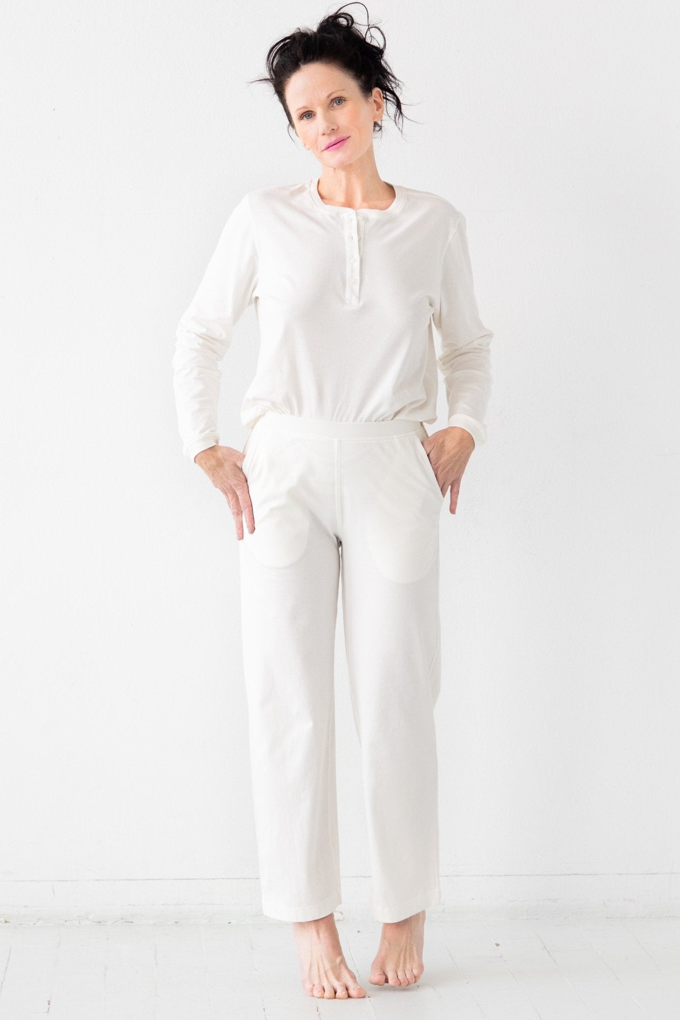 Straight Leg Pants in Pima Cotton PANTS La Vie Bien Straight Leg Pants in Pima Cotton
