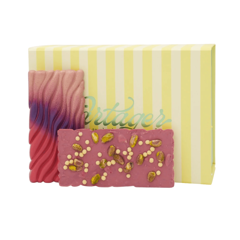 Strawberry Pistachio Chocolate Bar by Partager