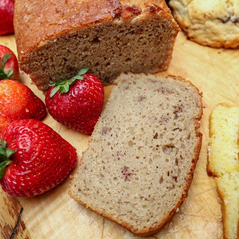 Strawberry Vanilla Cream Cake American Classic Recipes La Vie Bien Strawberry Vanilla Cream Cake