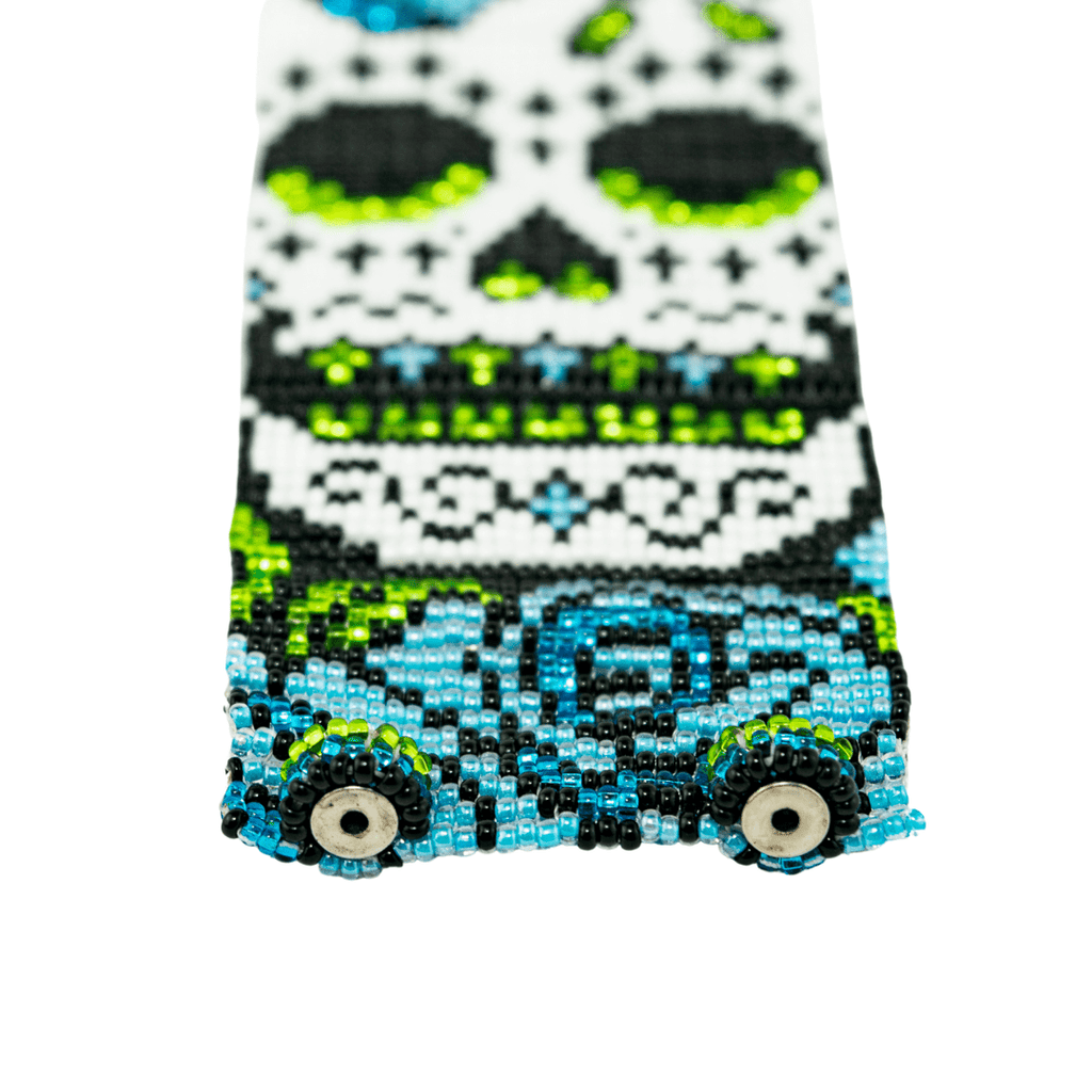 Sugar Skull | Catrina Seed Bead Magnetic Closure Bracelet - Guatemala La Vie Bien Sugar Skull | Catrina Seed Bead Magnetic Closure Bracelet - Guatemala