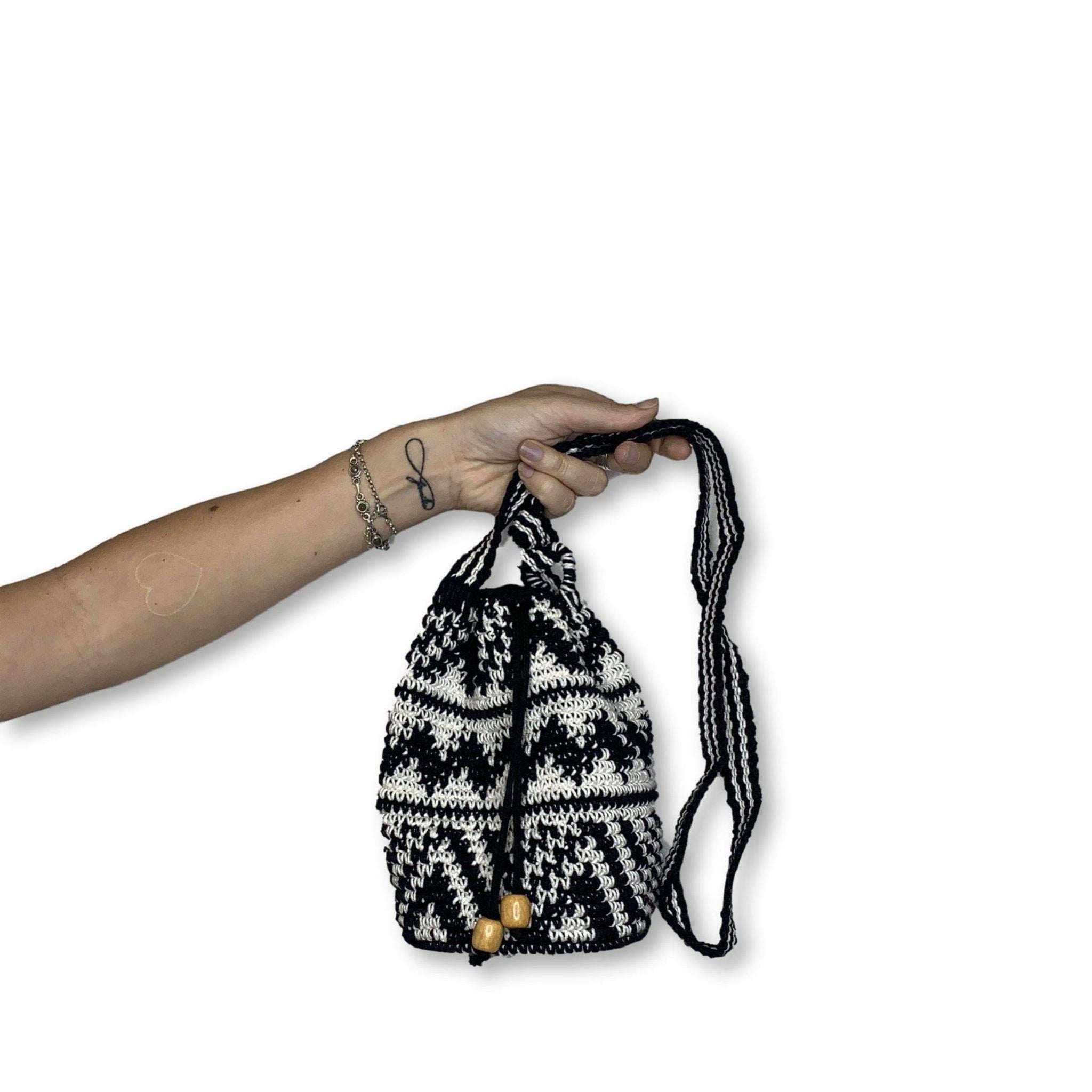 Summer Crochet Chevron Boho Crossbody Black and White Bag - Guatemala Bags La Vie Bien Summer Crochet Chevron Boho Crossbody Black and White Bag - Guatemala