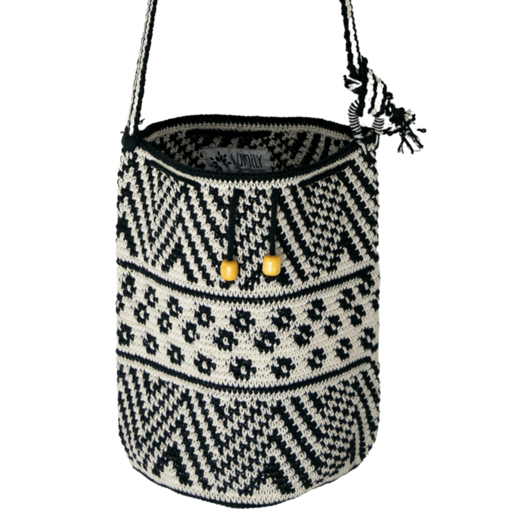 Summer Crochet Chevron Boho Crossbody Black and White Bag - Guatemala Bags La Vie Bien Summer Crochet Chevron Boho Crossbody Black and White Bag - Guatemala