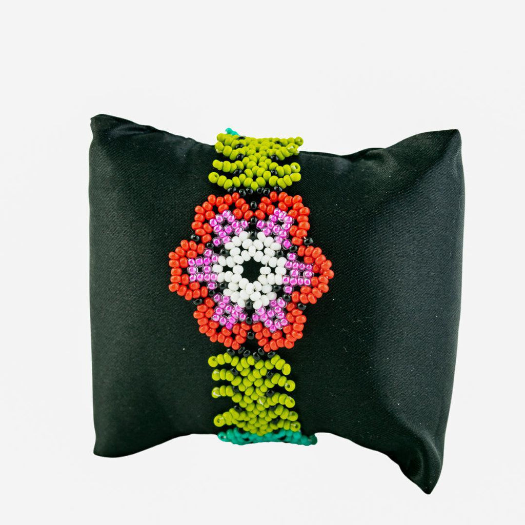 Sundance Floral Seed Bead Bracelet - Guatemala Bracelets La Vie Bien Sundance Floral Seed Bead Bracelet - Guatemala
