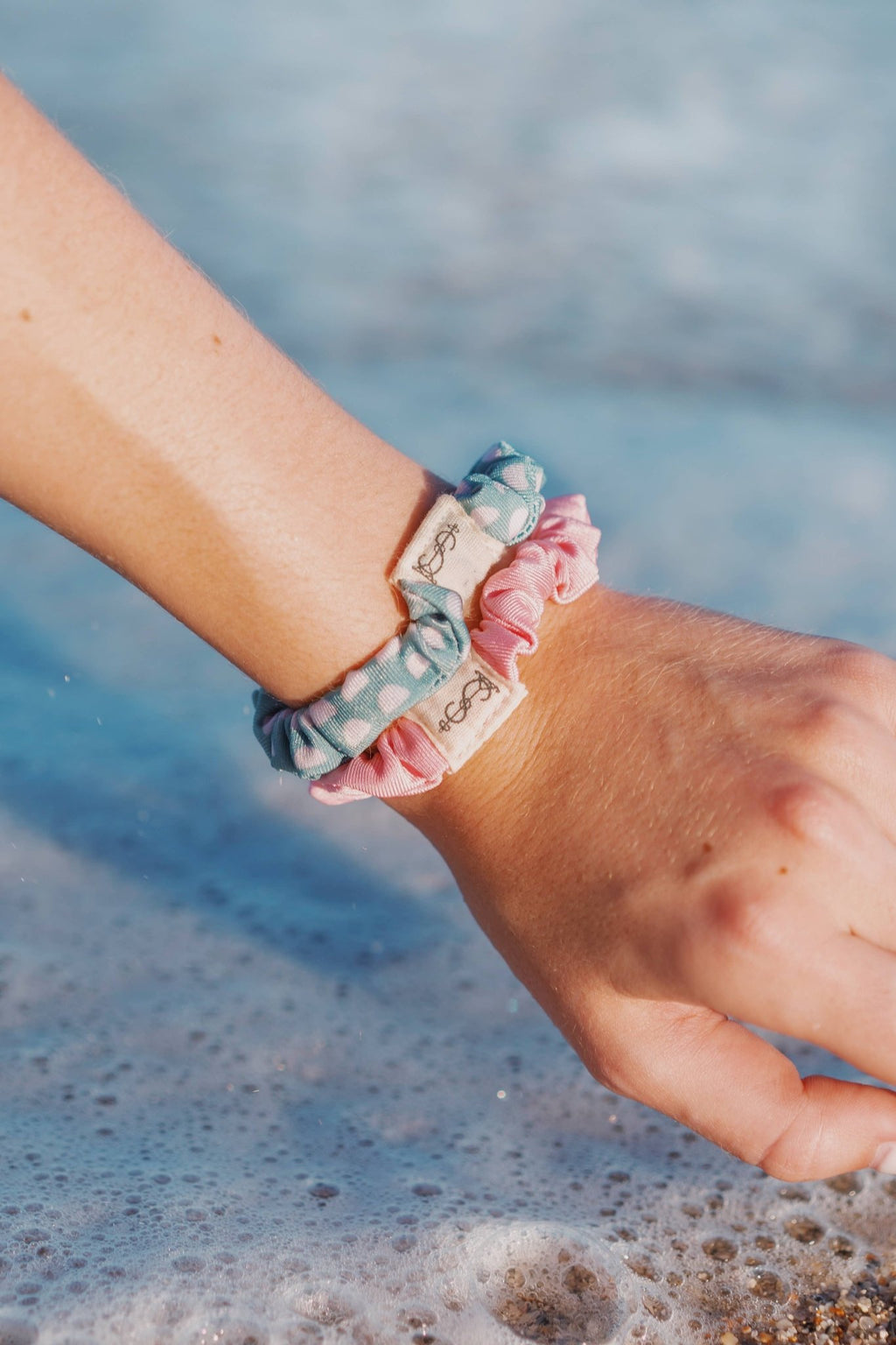 Swimbi® Quick Dry Scrunchies Hair Ties La Vie Bien Swimbi® Quick Dry Scrunchies