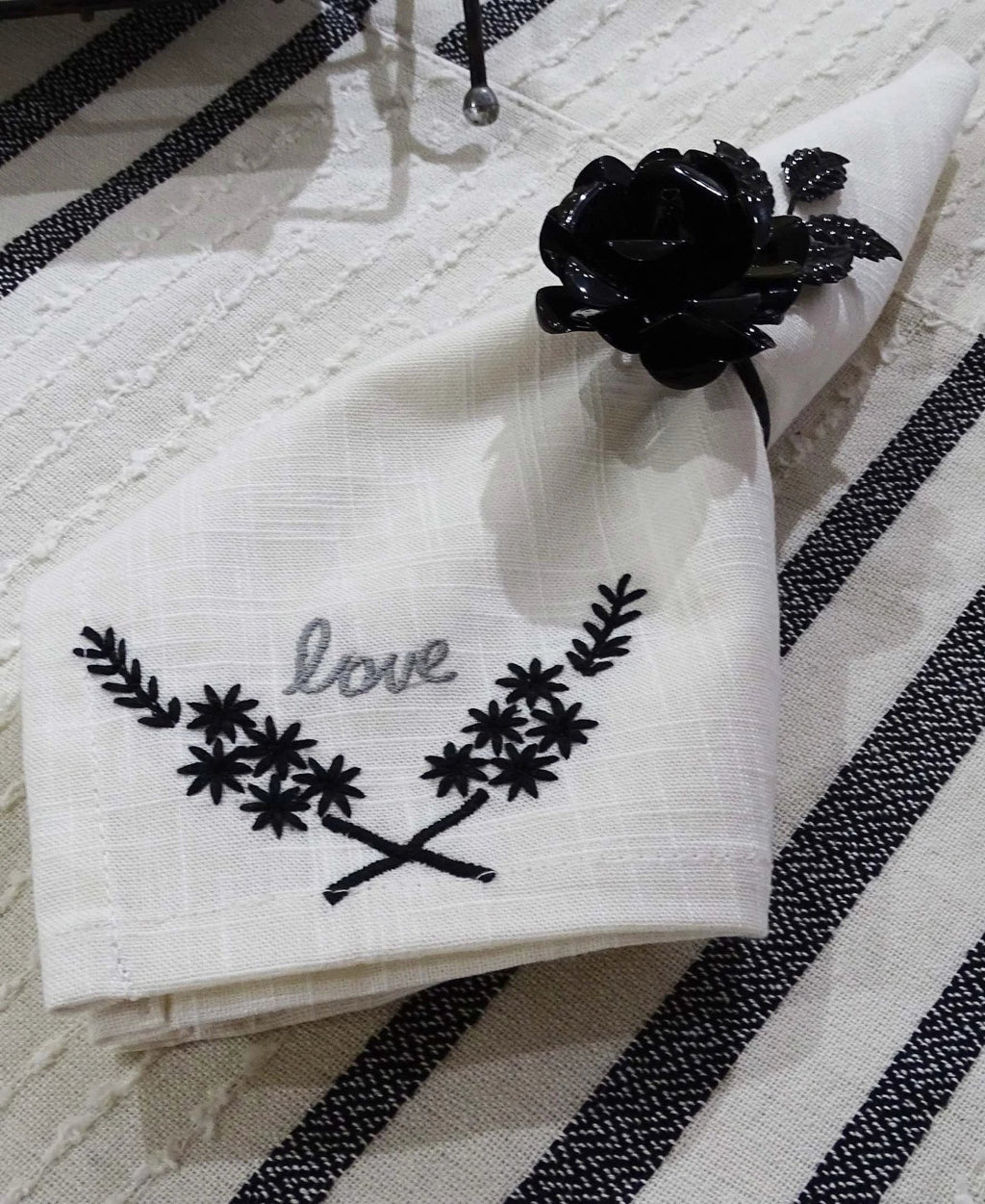 Table Cloth Napkins Set of 4 with Love Embroidery by Vibhsa