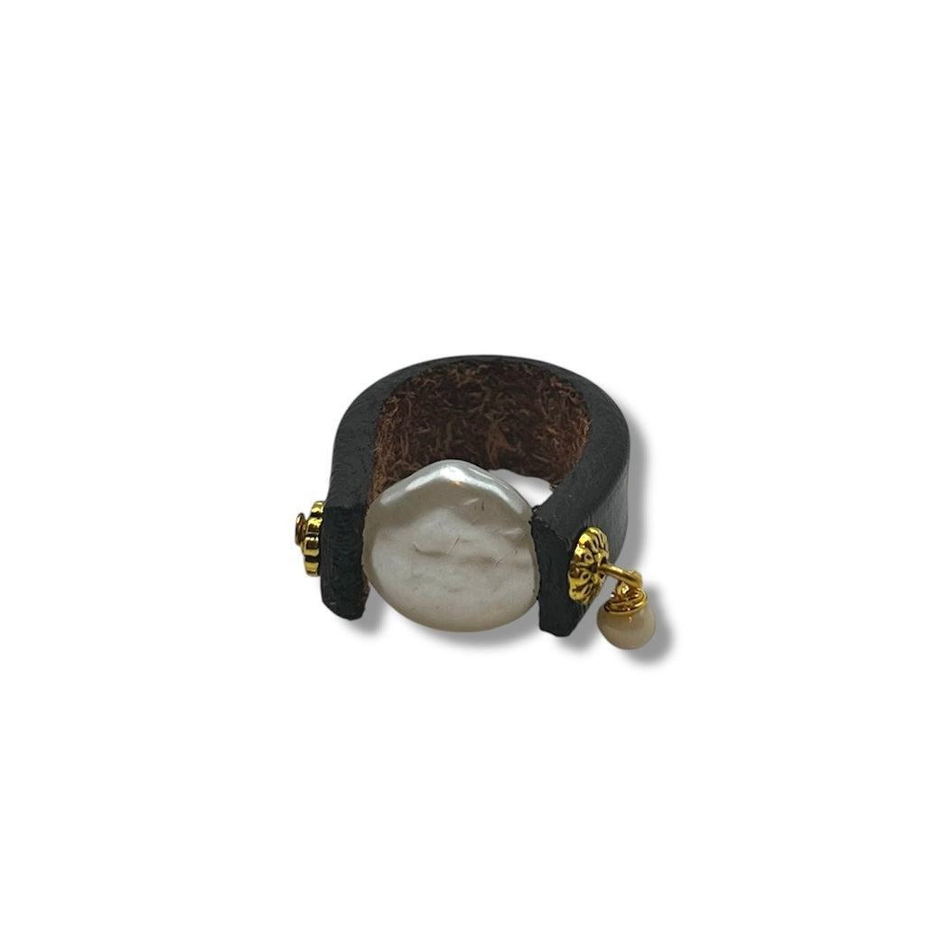 Tablet Faux Pearl Ring Ring La Vie Bien Tablet Faux Pearl Ring