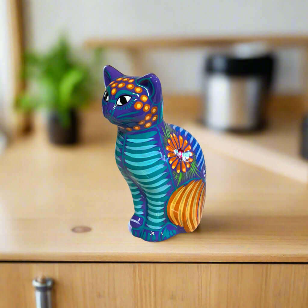 Talavera Cat Piggy Bank | Hand - Painted Mexican Ceramic Coin Holder Guerrero Piggy Bank La Vie Bien Talavera Cat Piggy Bank | Hand - Painted Mexican Ceramic Coin Holder