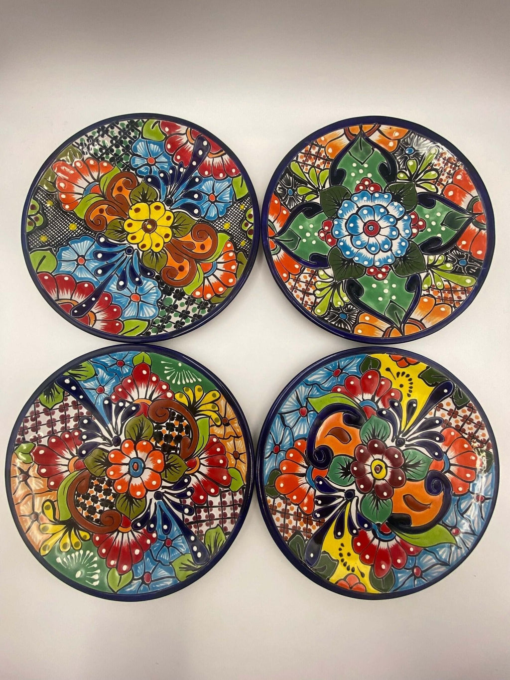 Talavera Dinnerware Set | 34 - Piece Mexican Tableware for 8 Talavera Dinnerware Set La Vie Bien Talavera Dinnerware Set | 34 - Piece Mexican Tableware for 8