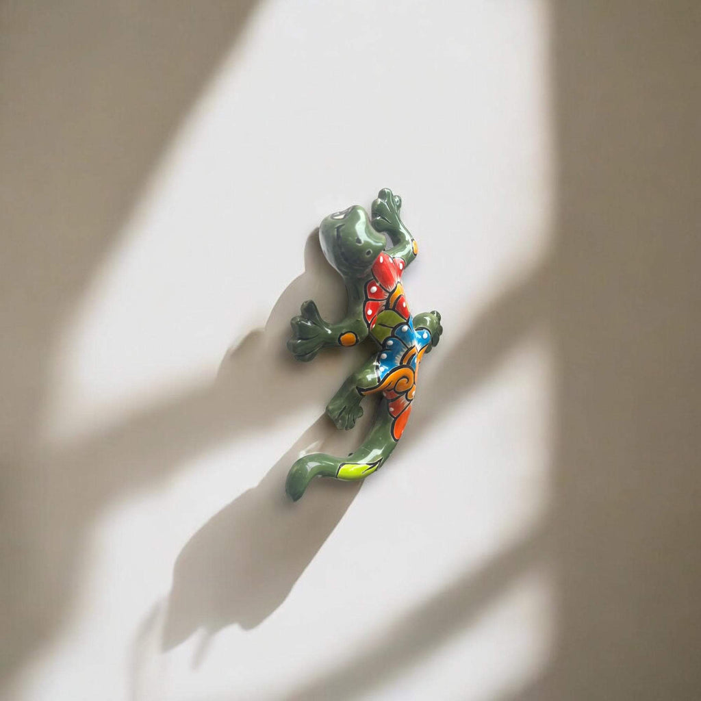 Talavera Lizard Figurine | Hand - Painted Mexican Ceramic Sculpture Talavera Figurine La Vie Bien Talavera Lizard Figurine | Hand - Painted Mexican Ceramic Sculpture