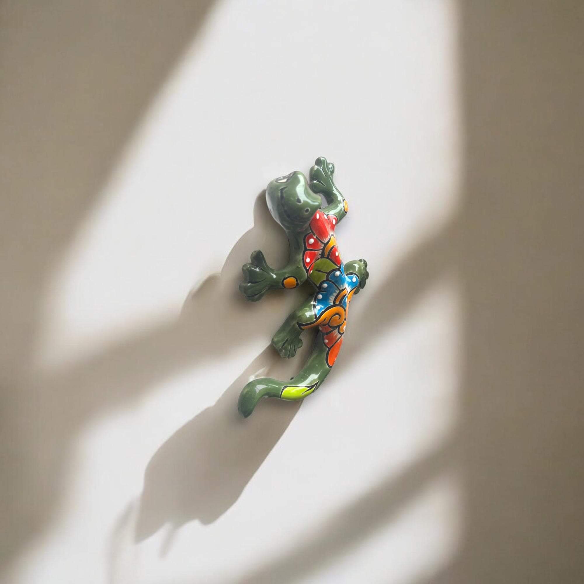 Talavera Lizard Figurine | Hand - Painted Mexican Ceramic Sculpture Talavera Figurine La Vie Bien Talavera Lizard Figurine | Hand - Painted Mexican Ceramic Sculpture
