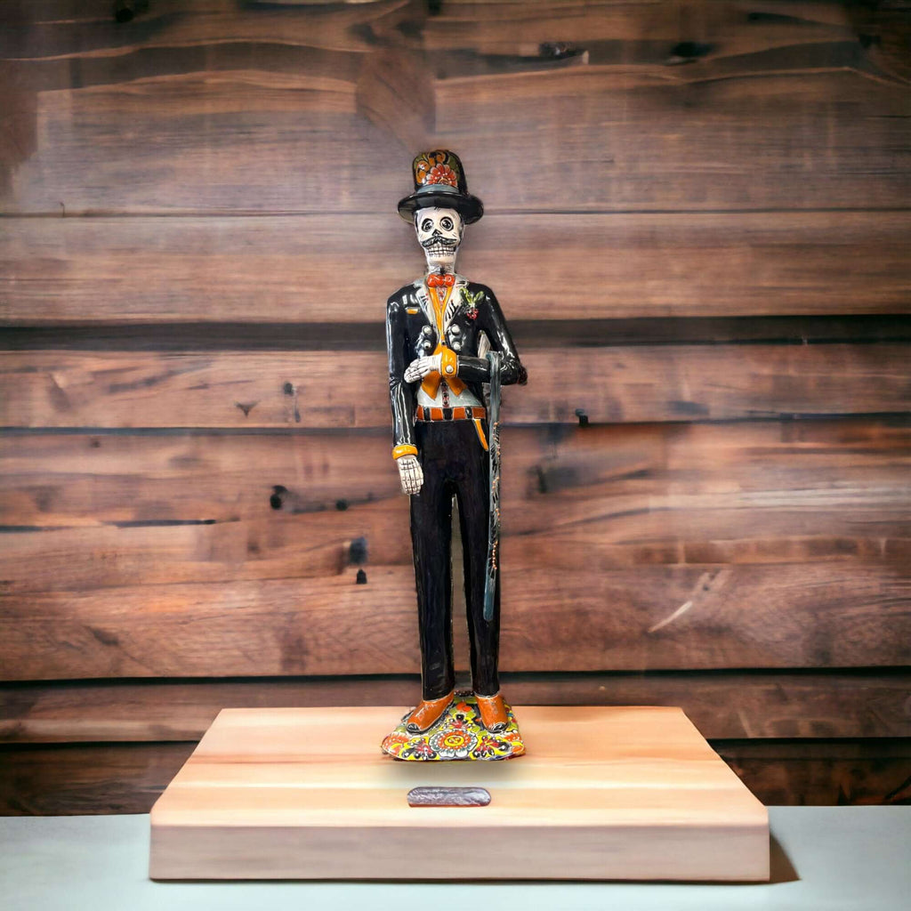 Talavera Skeleton Bride & Groom Set | Day of the Dead Pottery Talavera Statue La Vie Bien Talavera Skeleton Bride & Groom Set | Day of the Dead Pottery