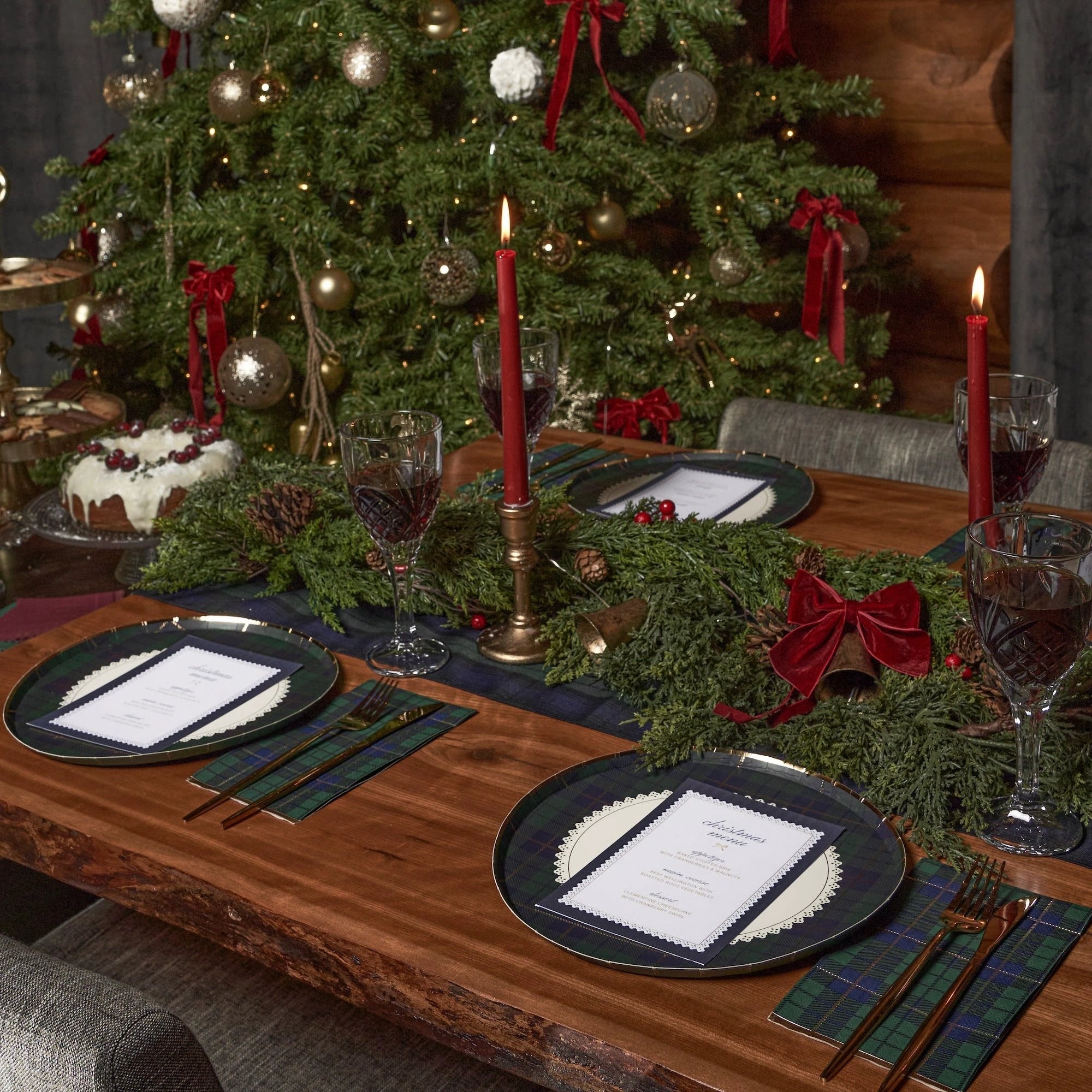 Tartan Christmas - Plaid Christmas Napkins - Dinner Napkins by Harlow & Grey