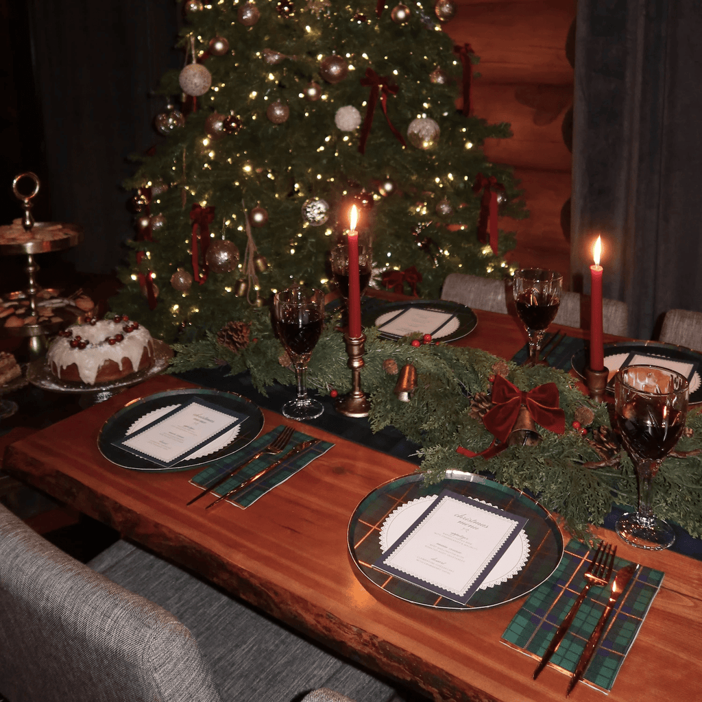 Tartan Christmas - Plaid Christmas Napkins - Dinner Napkins by Harlow & Grey