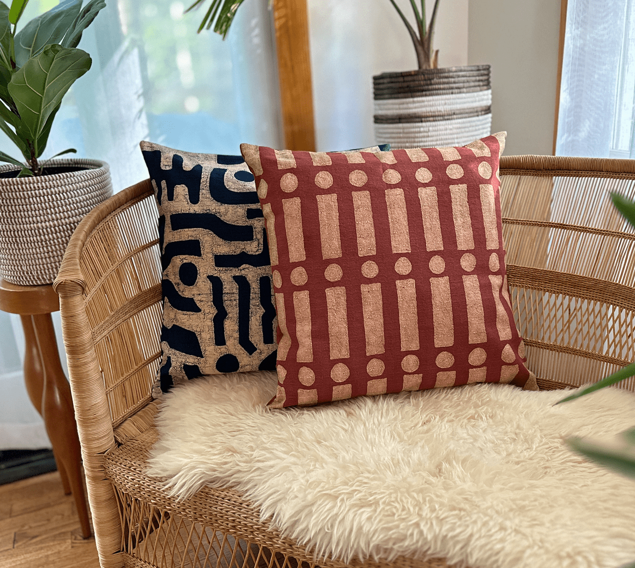 Terracotta Lines + Dots Pillow Cover La Vie Bien Terracotta Lines + Dots Pillow Cover