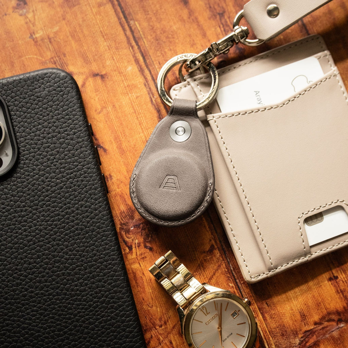 The AirTag Holder Goods La Vie Bien The AirTag Holder