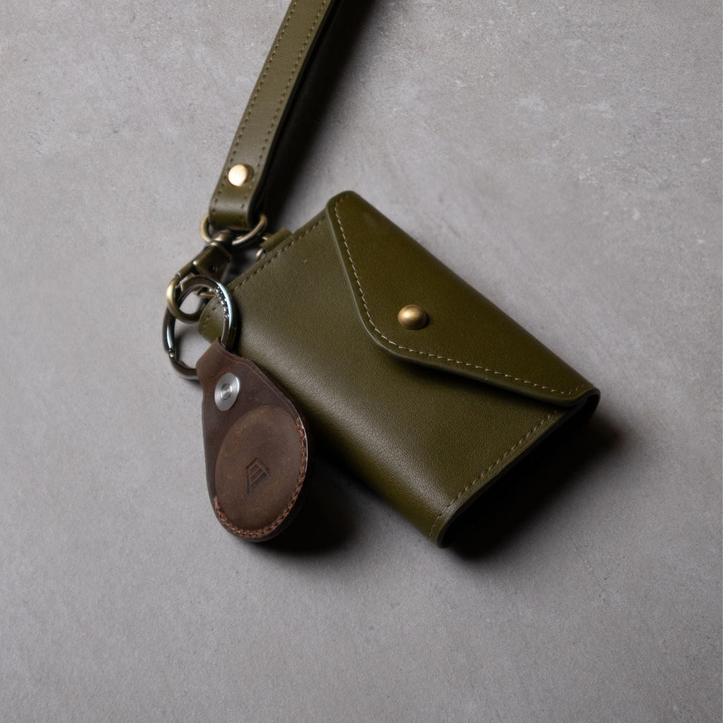 The AirTag Holder Goods La Vie Bien The AirTag Holder
